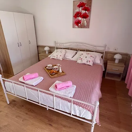 Vela Apartment
