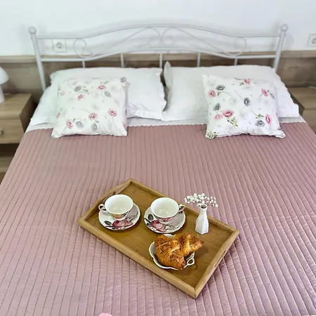 Vela Apartment *