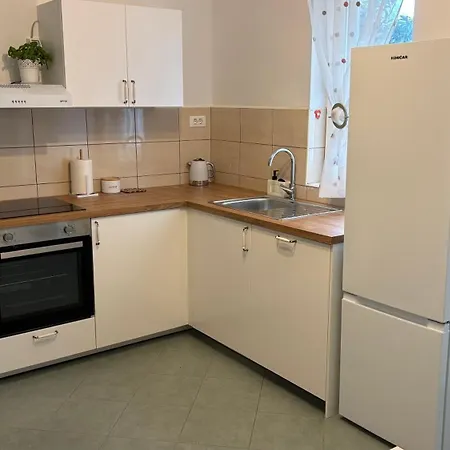 Apartment Vela *