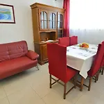 شقة Vela