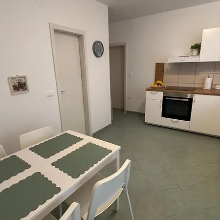 Vela Apartment Makarska