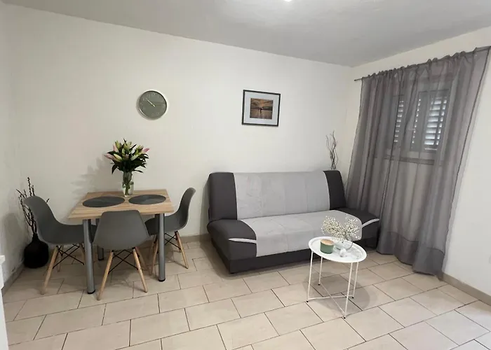 Vela Apartment Makarska